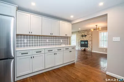 102 Knollwood Road, West Hartford, CT 06110 - Photo 13