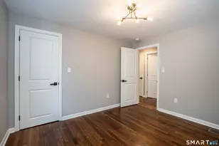 102 Knollwood Rd, West Hartford, CT 06110 - Photo 21
