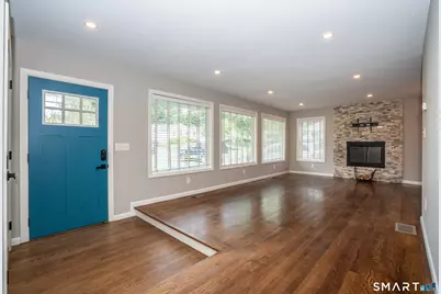102 Knollwood Road, West Hartford, CT 06110 - Photo 3