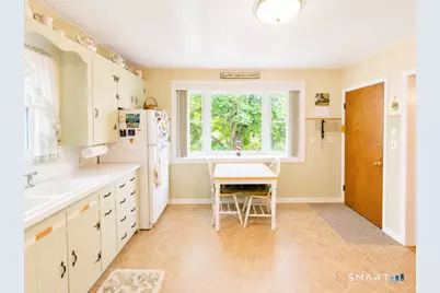 4 Orchard Street, West Haven, CT 06516 - Photo 17