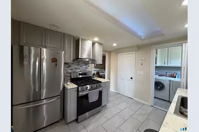 23 Girard Avenue, New Haven, CT 06512 - Photo 11
