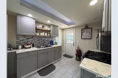 23 Girard Avenue, New Haven, CT 06512 - Photo 9