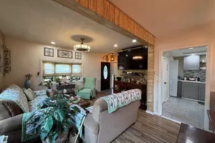 23 Girard Ave, New Haven, CT 06512 - Photo 5