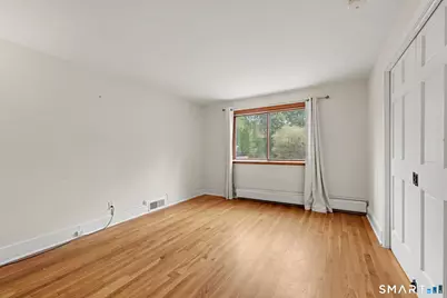 121 Parry Road, Stamford, CT 06907 - Photo 13
