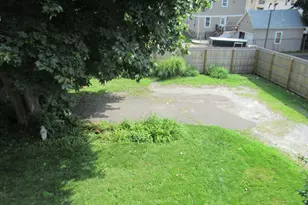 114 Bennett St, Bridgeport, CT 06605 - Photo 17
