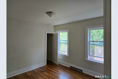 921 Cooke Street, Waterbury, CT 06704 - Photo 9