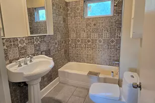 921 Cooke St, Waterbury, CT 06704 - Photo 11