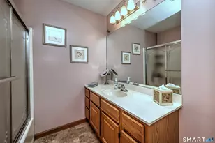 380 Hitchcock Rd, Waterbury, CT 06705 - Photo 25
