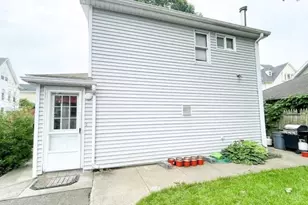 46 Clark St, New Haven, CT 06511 - Photo 15
