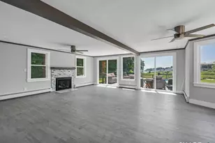 50 Stannard Ave, Branford, CT 06405 - Photo 9