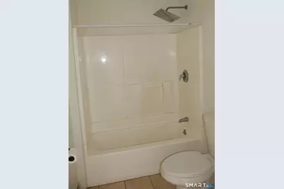 37-39 Elliott Street #2R, Hartford, CT 06114 - Photo 3