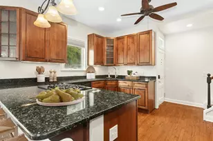 220 West Ave, Darien, CT 06820 - Photo 11