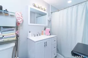 271 Brown St, West Haven, CT 06516 - Photo 23