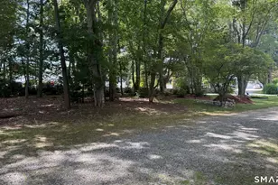 186 Great Neck Rd, Waterford, CT 06385 - Photo 11