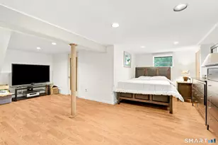 28 Ridgewood Ave, Stamford, CT 06907 - Photo 25