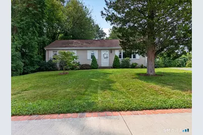 1324 Boston Post Road, Old Saybrook, CT 06475 - Photo 17