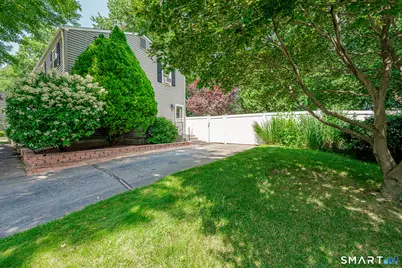 38 Edgewood Drive, Enfield, CT 06082 - Photo 5