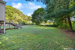 33 Four Rod Rd, Hamden, CT 06514 - Photo 35