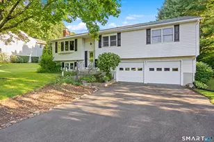 33 Four Rod Rd, Hamden, CT 06514 - Photo 3