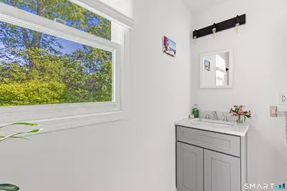 500 Glendale Avenue #6, Bridgeport, CT 06606 - Photo 17