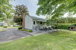 11 Forest Ln, Bloomfield, CT 06002 - Photo 35