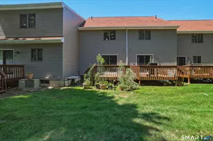 28 Meadow Ln, Windsor Locks, CT 06096 - Photo 21