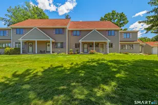 28 Meadow Ln, Windsor Locks, CT 06096 - Photo 3