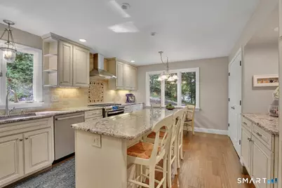 32 Stonepost Road, Glastonbury, CT 06033 - Photo 11