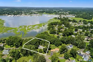 31 Pawson Rd, Branford, CT 06405 - Photo 1