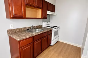 385 Putnam Ave, Hamden, CT 05617 - Photo 1
