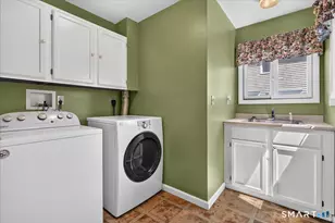 43 Chester St, Milford, CT 06460 - Photo 13