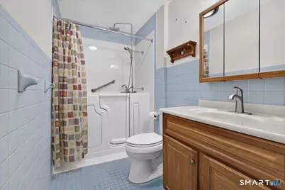 43 Chester Street, Milford, CT 06460 - Photo 17