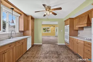43 Chester St, Milford, CT 06460 - Photo 9