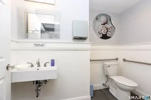 609 Main St, Ridgefield, CT 06877 - Photo 13