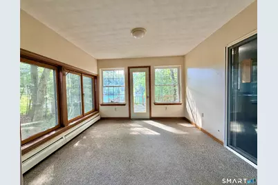 111 Island Road, Killingly, CT 06241 - Photo 9