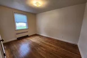 40 Glenwood St, Manchester, CT 06040 - Photo 7