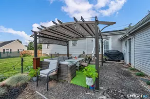 171 Smith St, Middletown, CT 06457 - Photo 35