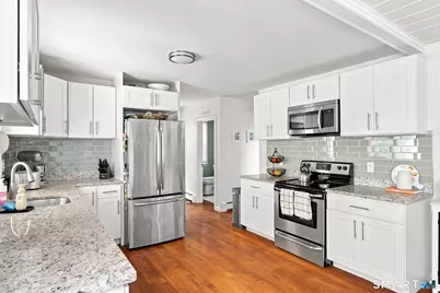 117 Brookmoor Road, West Hartford, CT 06107 - Photo 17
