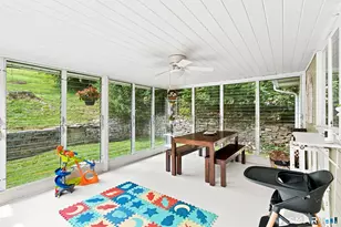 117 Brookmoor Rd, West Hartford, CT 06107 - Photo 21