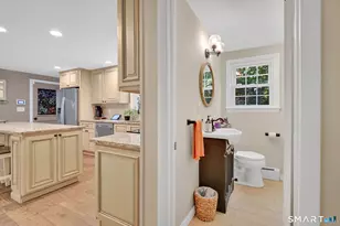 45 Colonial Dr, Enfield, CT 06082 - Photo 9