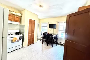 125 Willow St, Meriden, CT 06450 - Photo 5