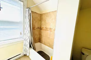125 Willow St, Meriden, CT 06450 - Photo 9