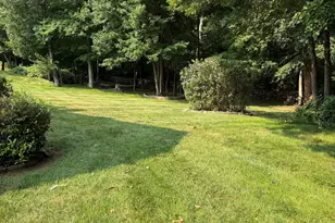 1 Castle Meadow Dr, Stonington, CT 06379 - Photo 5