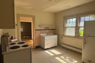 133 Grove St, Windsor Locks, CT 06096 - Photo 7