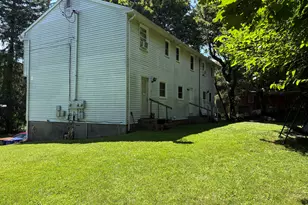 76 North St, Meriden, CT 06451 - Photo 3