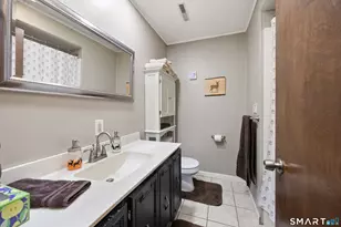 20 Lindsley Dr, Wolcott, CT 06716 - Photo 23