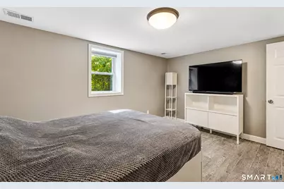 25 Seneca Road, New Haven, CT 06515 - Photo 15