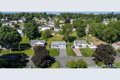 129 Midwell Road, Wethersfield, CT 06109 - Photo 3