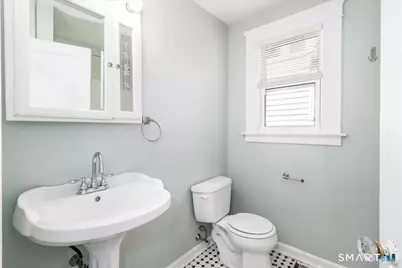 105 Grove Place, West Haven, CT 06516 - Photo 15
