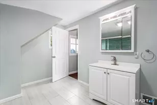105 Grove Pl, West Haven, CT 06516 - Photo 21